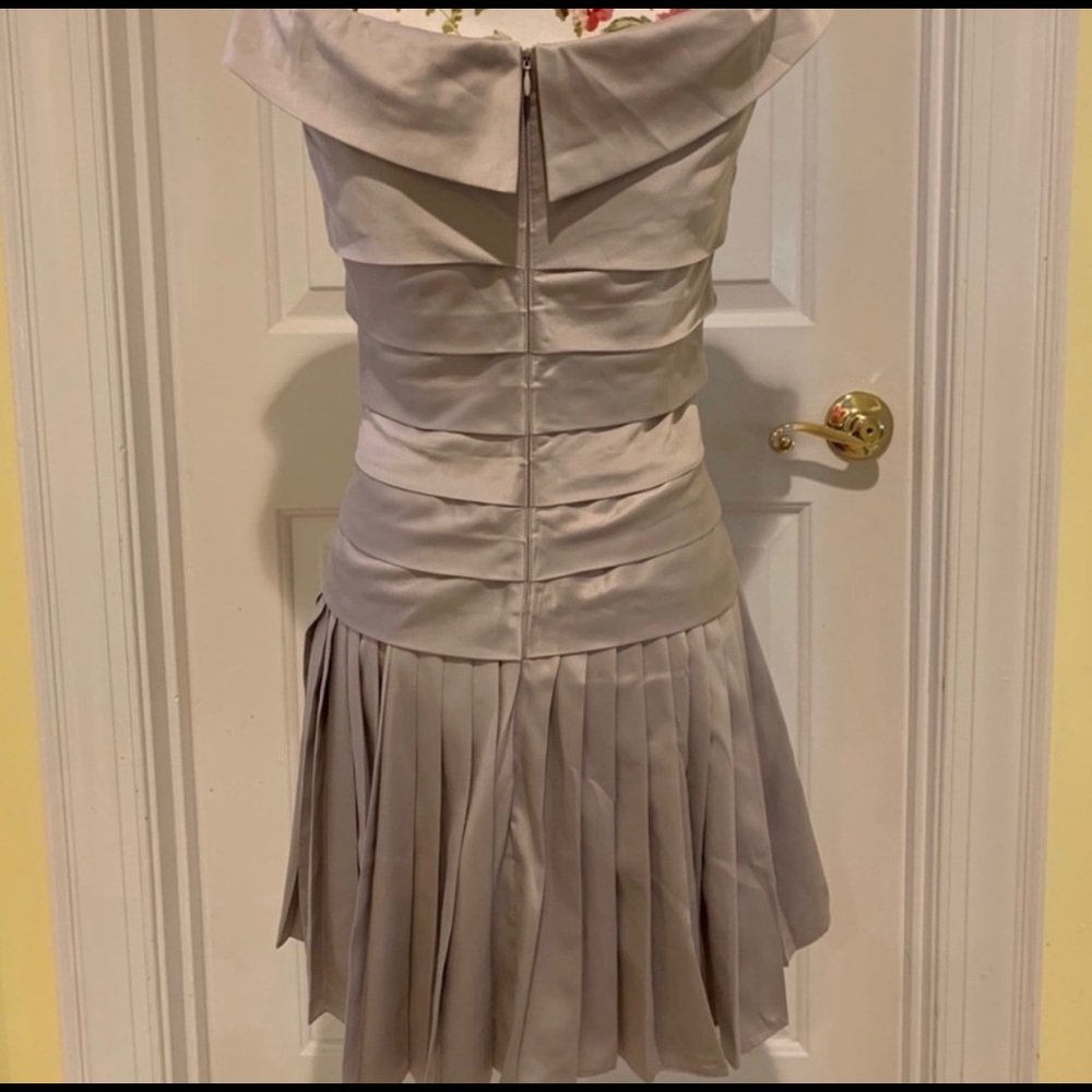 Ted Baker silver pleated dress size Ted  2 - Picture 3 of 9